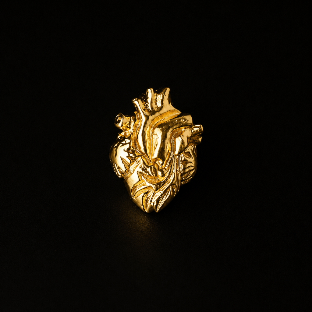 Broche Coração Humano - Banho Ouro