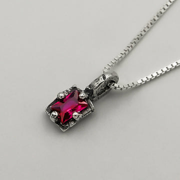 Pingente Relic Rubi - Prata 925