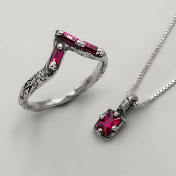 Mix Anel Crown e Pingente Relic Rubi - Prata 925
