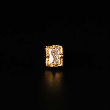 Broche Relic Zircônia - Banho Ouro