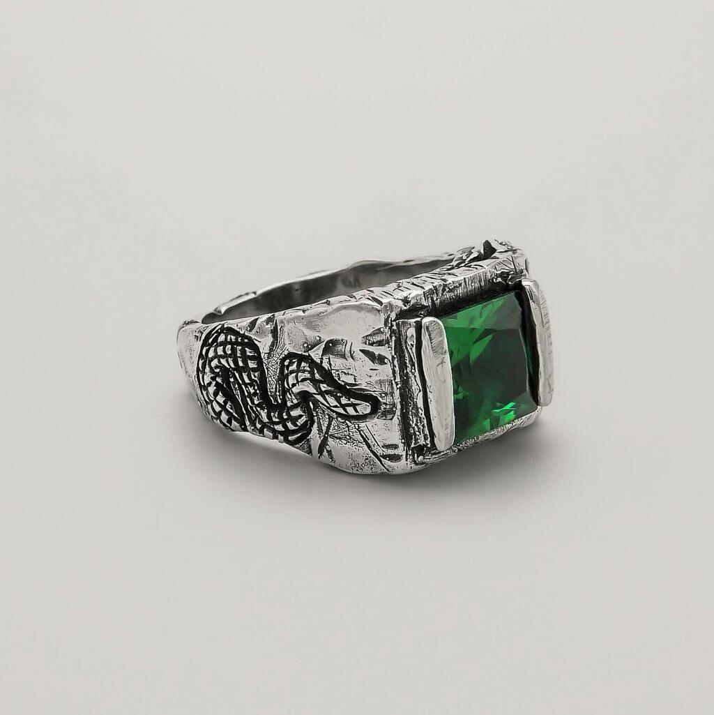 Anel Revit Esmeralda - prata 925