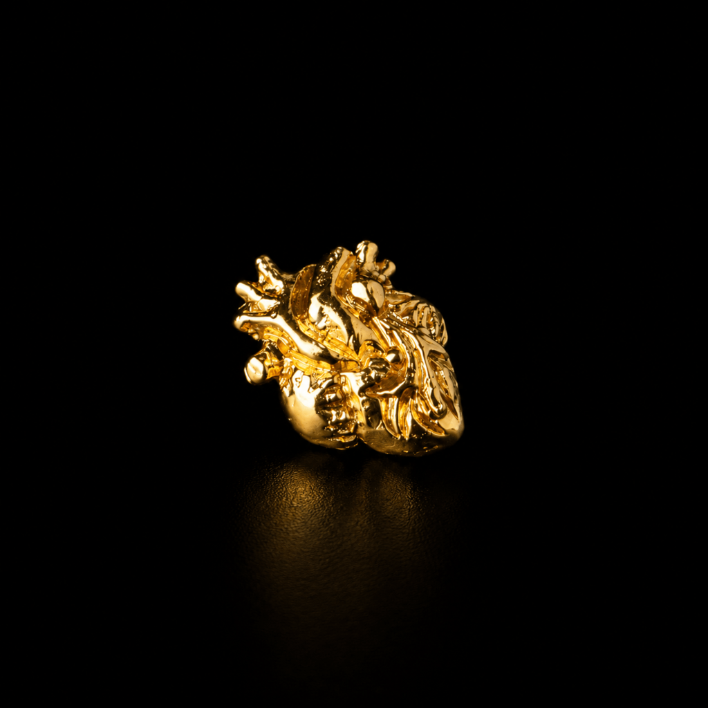 Broche Coração Humano - Banho Ouro