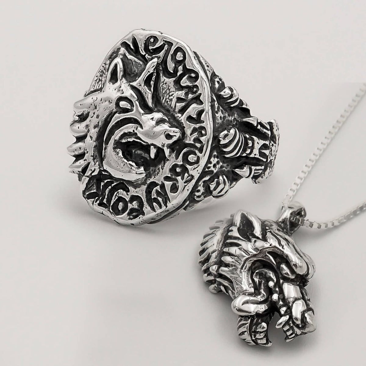 Mix Anel e Pingente Wolf Russian - Prata 925